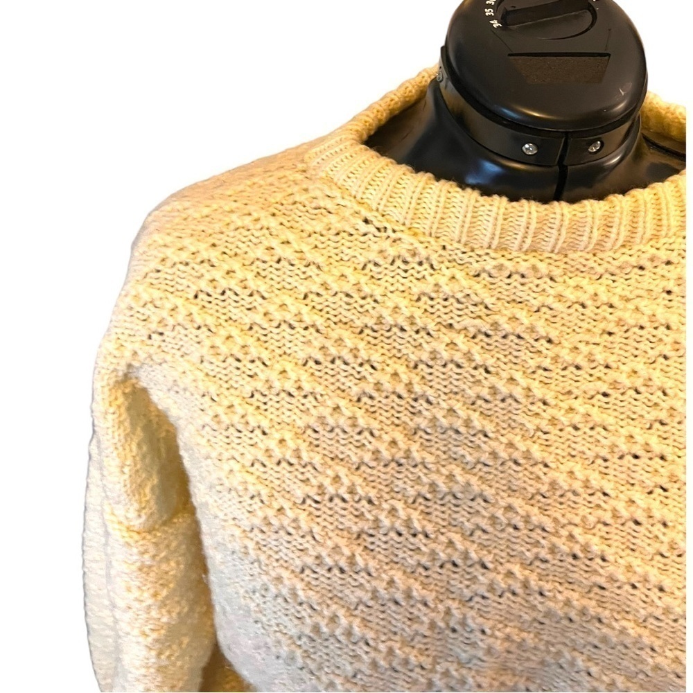 Hand Crafted Oversized & Slightly Cropped Cream Sweater with Balloon Sleeves - Picture 3 of 12
